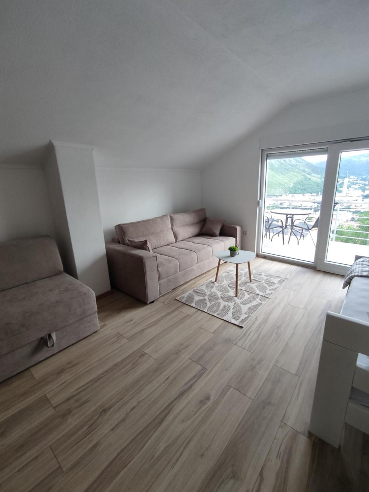 View Of The City - Studio Apartment Mostar Exteriör bild