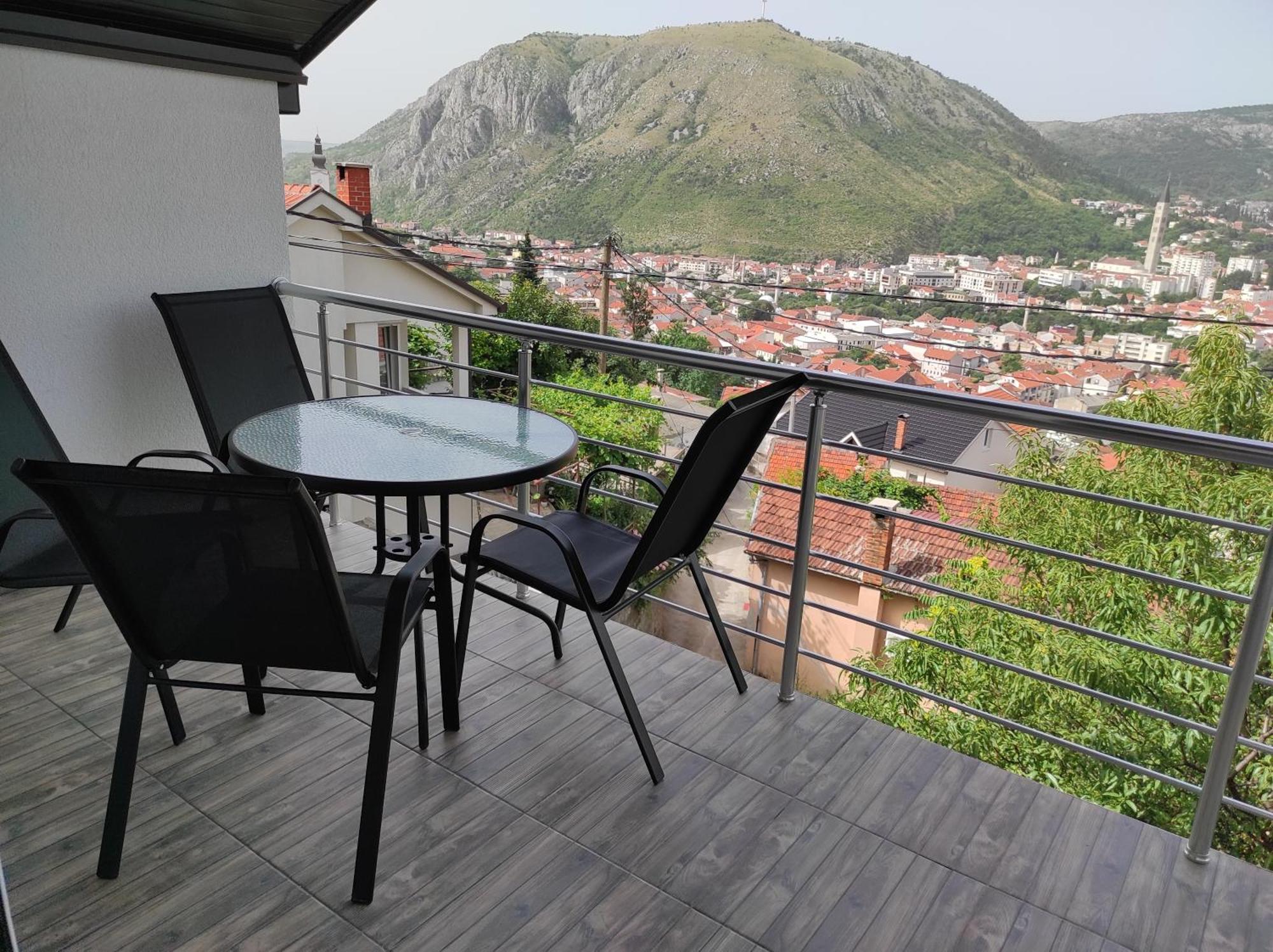 View Of The City - Studio Apartment Mostar Exteriör bild